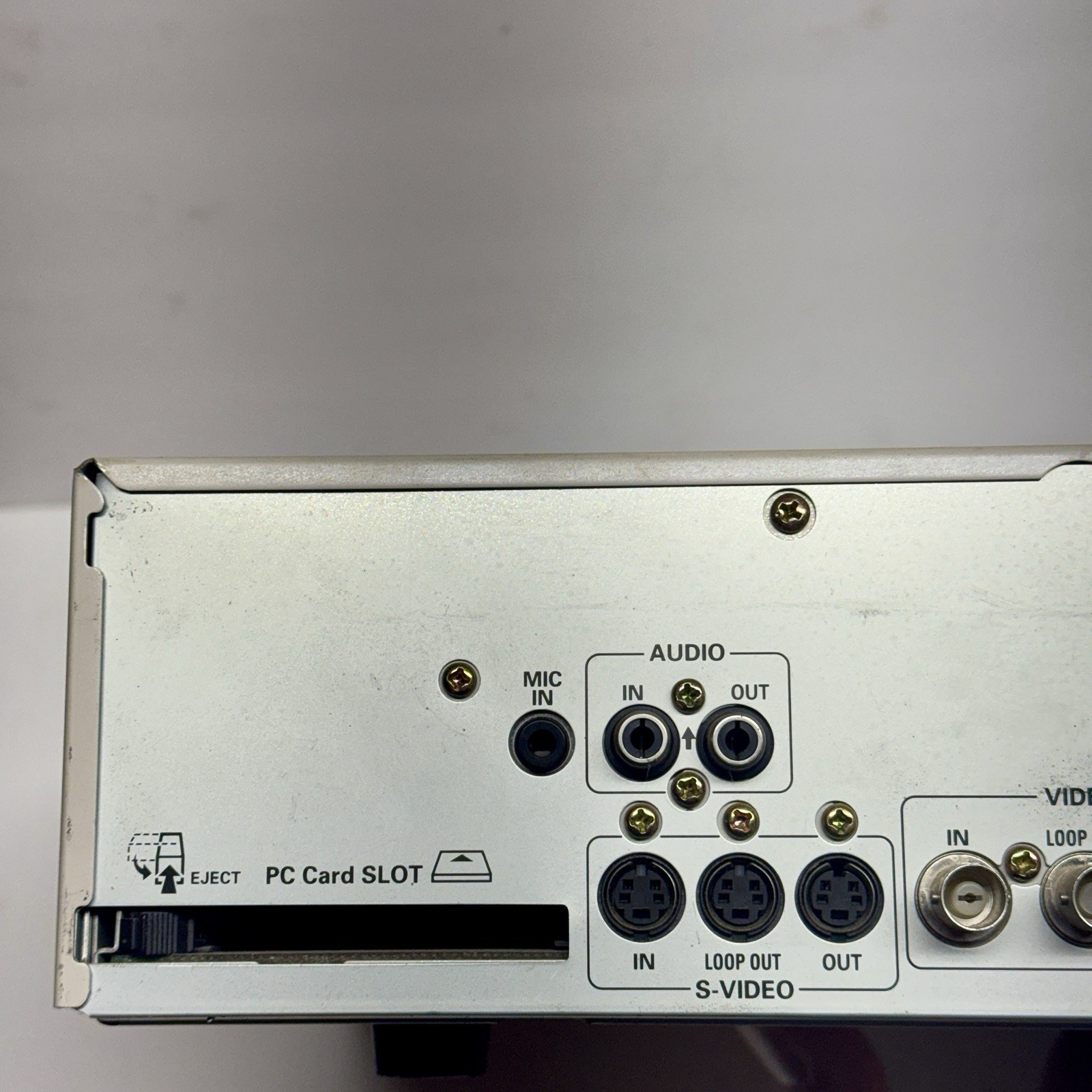 SANYO Digital Video Recorder DVR Model DSR-3000