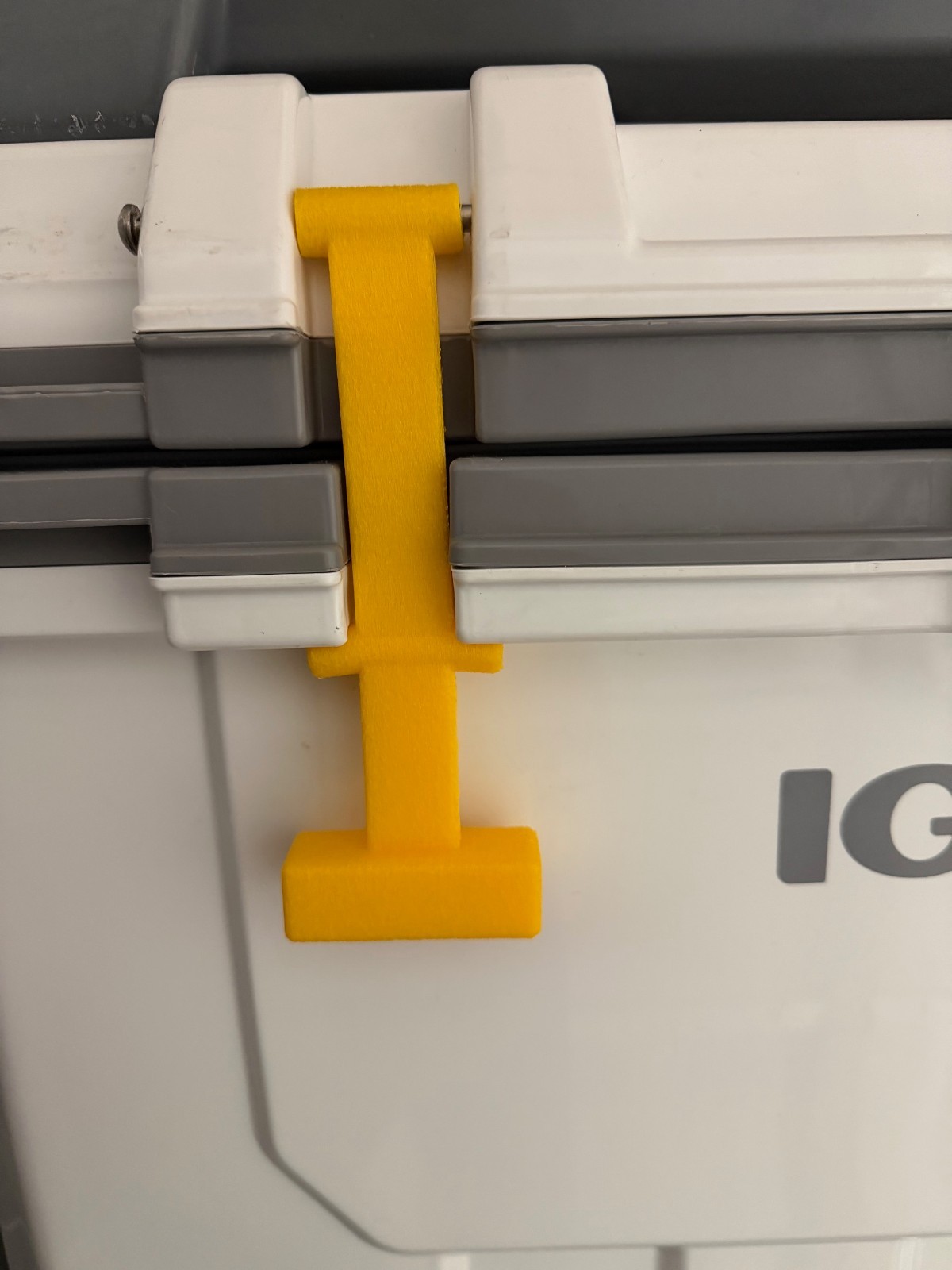 Generic Igloo IMX 24 and IMX 70qt Replacement Latches