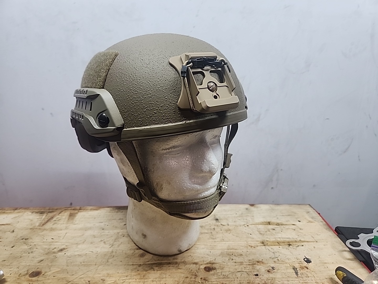 USMC GENTEX HELMET, HIGH CUT, SIZE LARGE