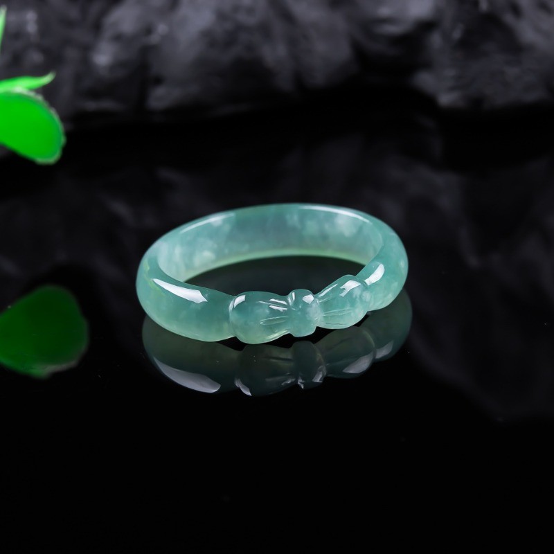 Certified natural A-grade jadeite Carving a bow ring Simple ring
