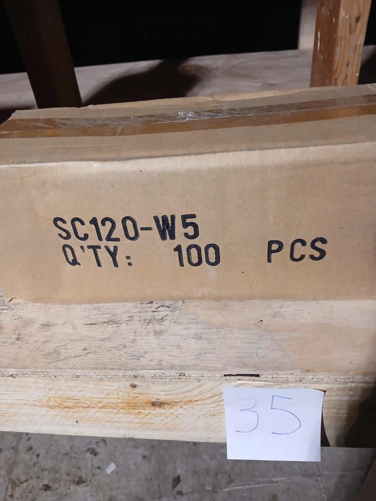 Case Of 100 Delfield Fan Guard SC120 W5 Part# 2160024, NMB055015