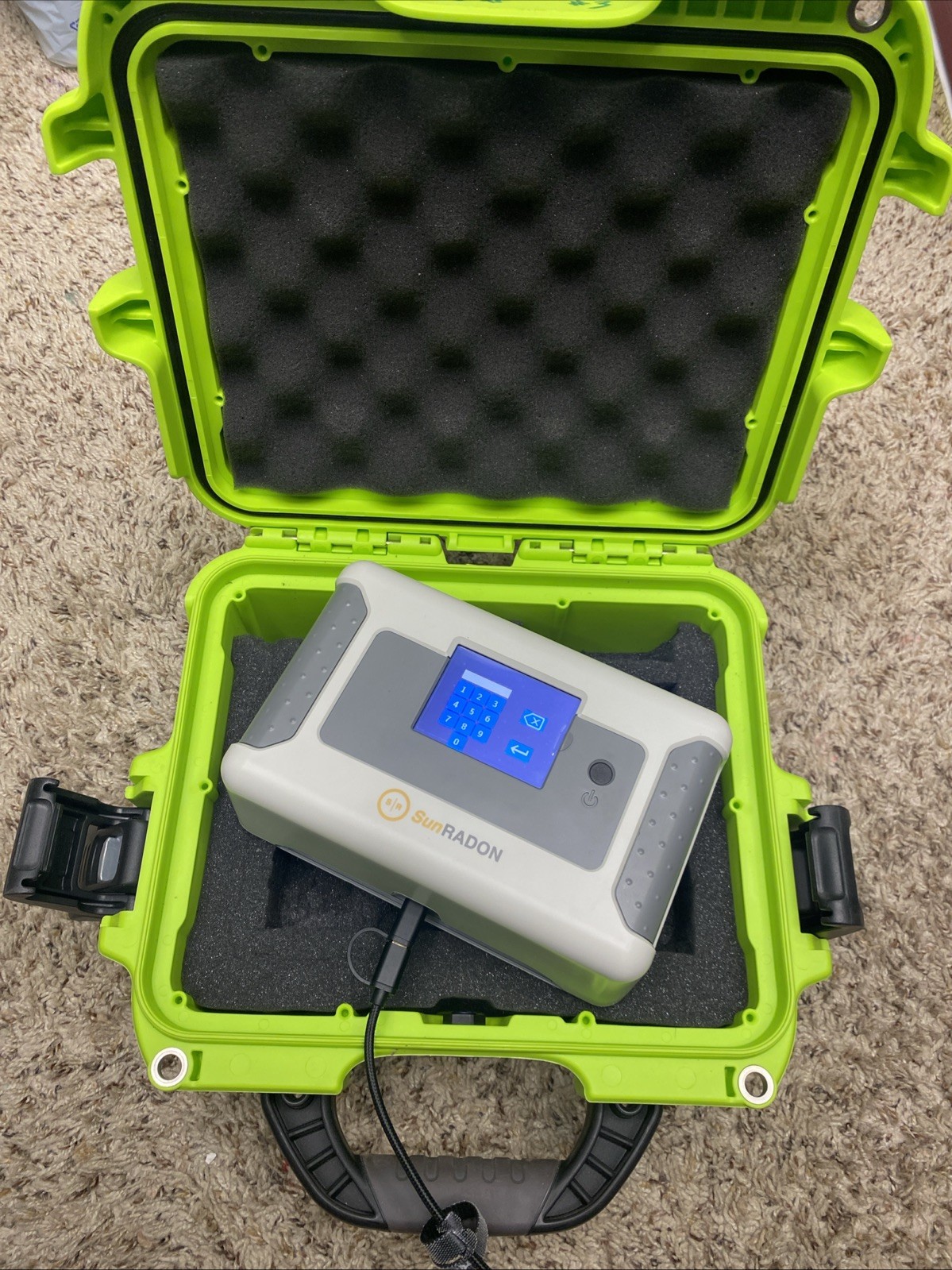 Sun Radon 1028 XP Professional Continuous Radon Monitor with Protective case