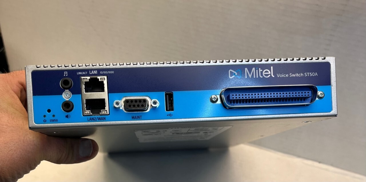 MITEL SHORETEL ST50A VOICE SWITCH FULLY TESTED EXCELLENT CONDITION + BRACKETS