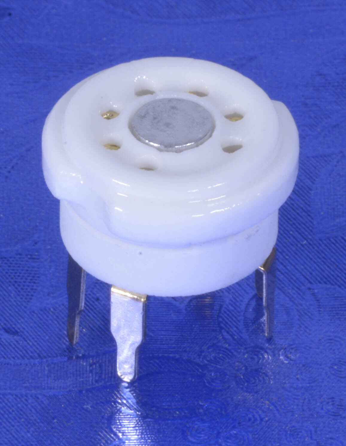7 Pin PC Mount Ceramic & Gold Tube Socket, #77431