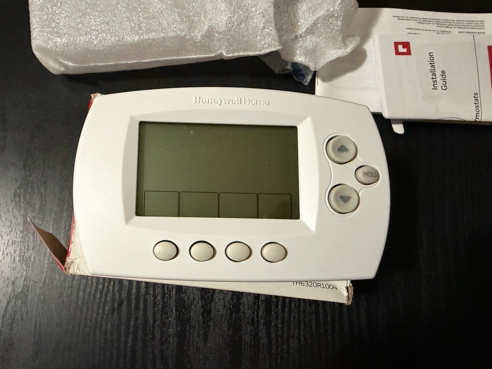 New Honeywell TH6320R1004 Wireless FocusPro 6000 RedLink Programable Thermostat
