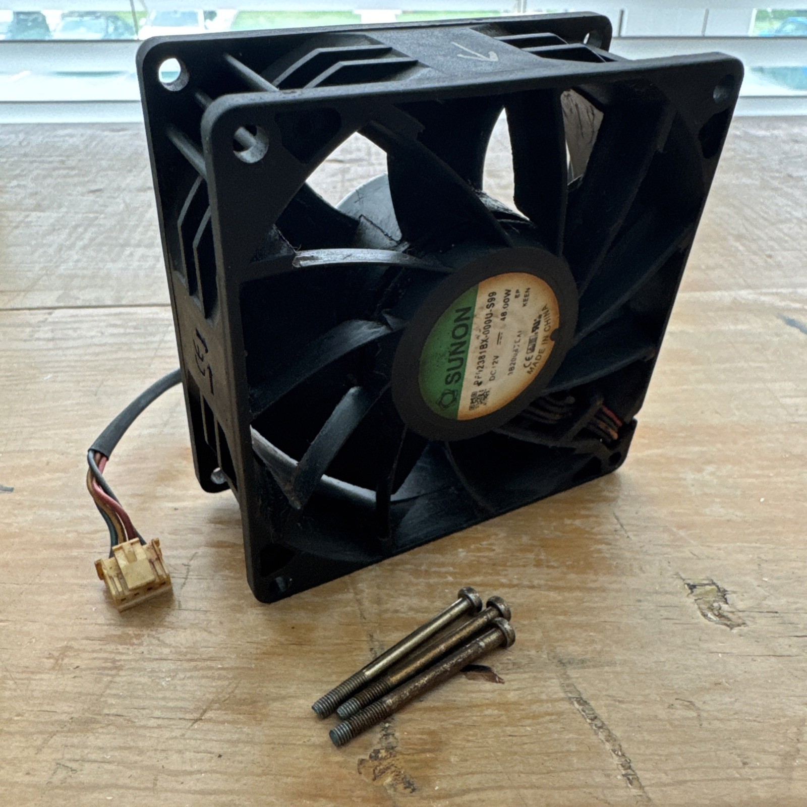 Glowforge Exhaust Fan Replacement Basic, Plus, and Pro