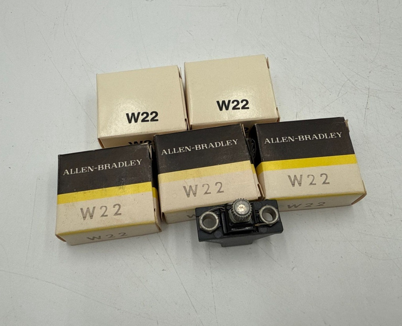 5PC Lot Allen Bradley W22 Thermal Overload Relay Heater Element Unit W-22 0.6Amp