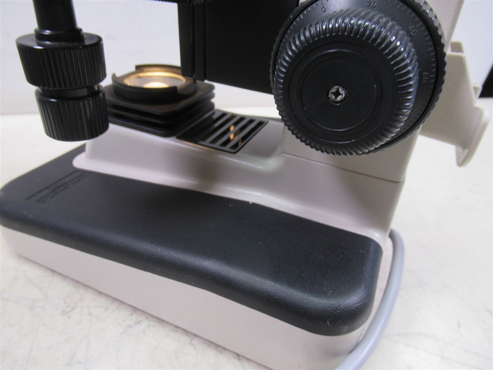 Nikon Alphaphot 2 YS2 Binocular Microscope 4 Objectives 2 Eyepieces Lab Medical