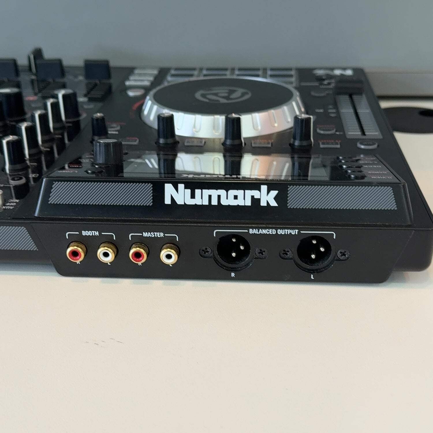Numark NVII 4-Channel Dual Deck Controller