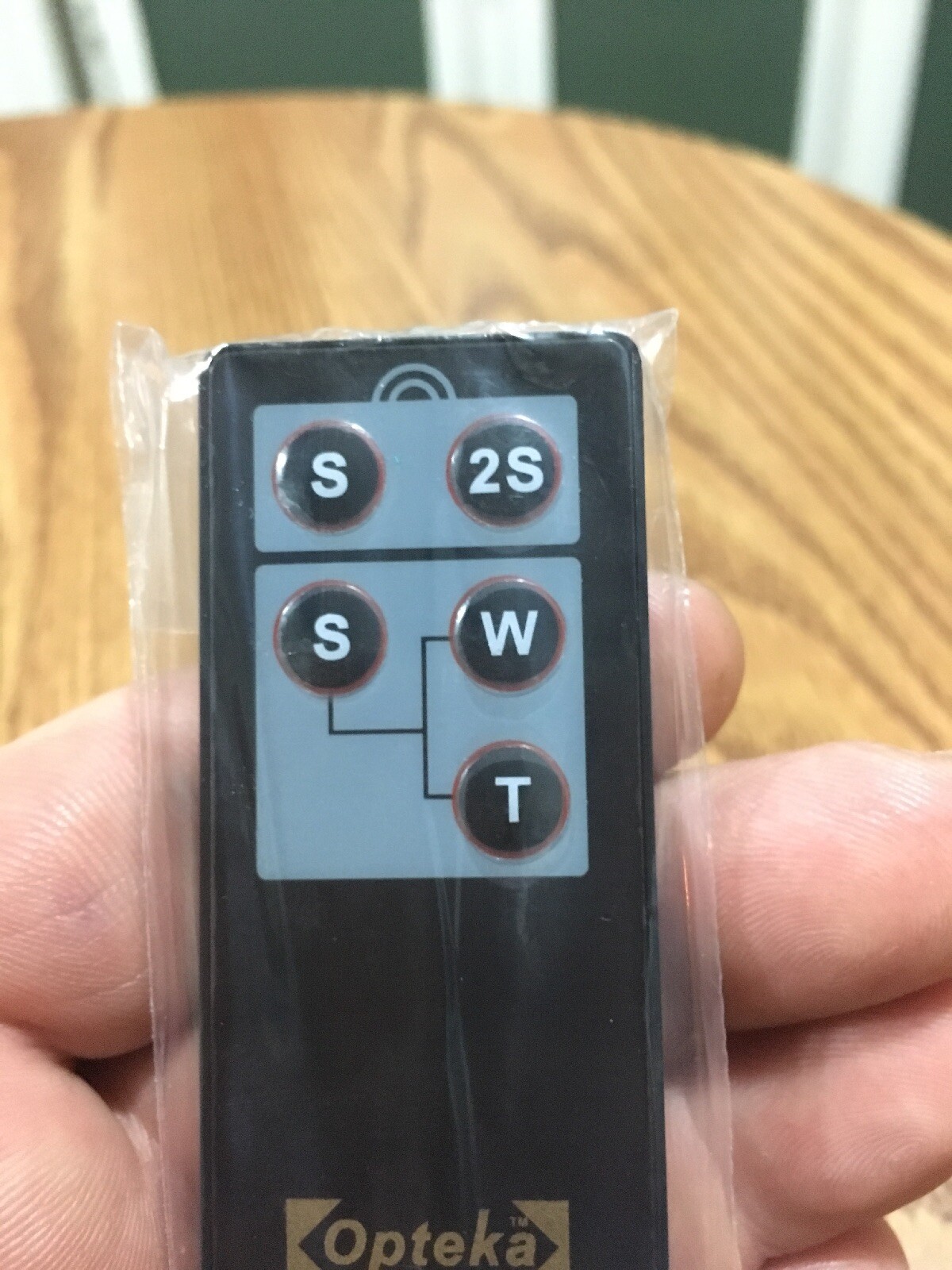 Opteka RC-4 Wireless Remote Control for Canon Cameras - READ (for compatibility)