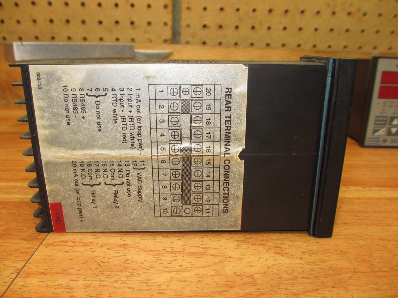 Powers Process Controls 357-A000 *USED POWERS UP* 357 Process Controller #2