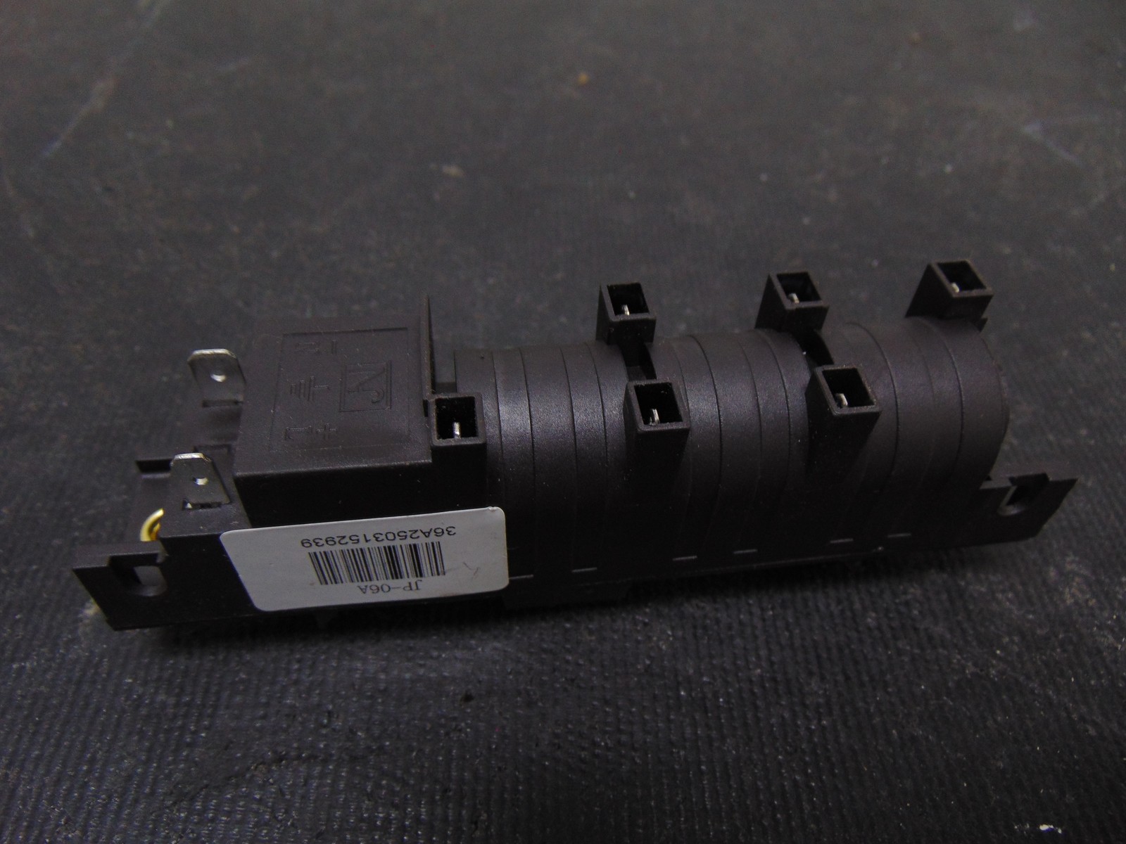 Frigidaire Range GCFG3070BFA Spark Module 808608804