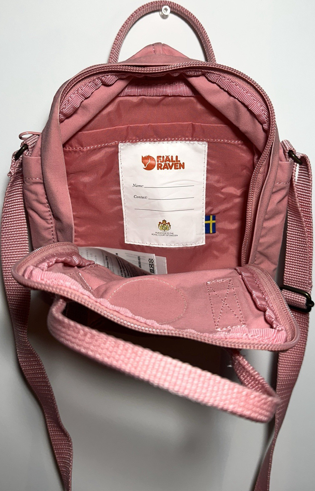 Fjällräven Kånken Mini Pink Backpack 2.5L 3 Pockets Zip Fits 8" Tablet