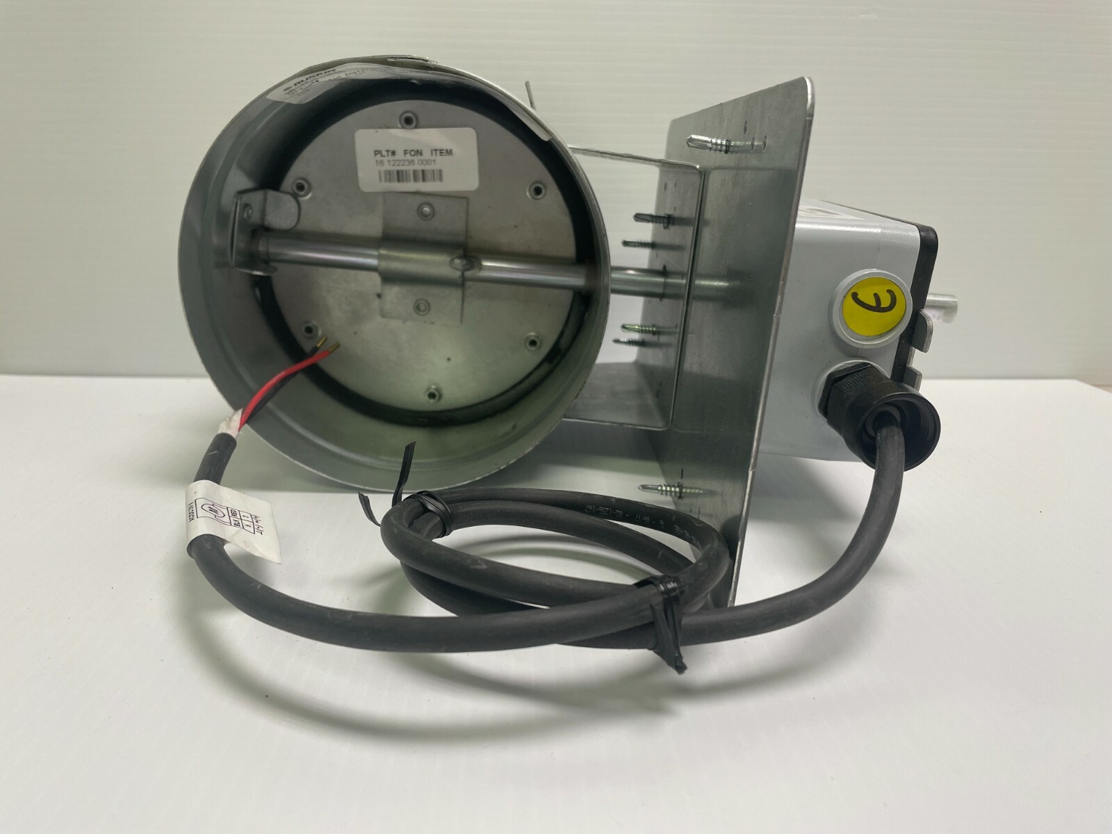 Open Box RUSKIN ACTUATOR 6" ROUND CONTROL DAMPER UNIT RUS-S24