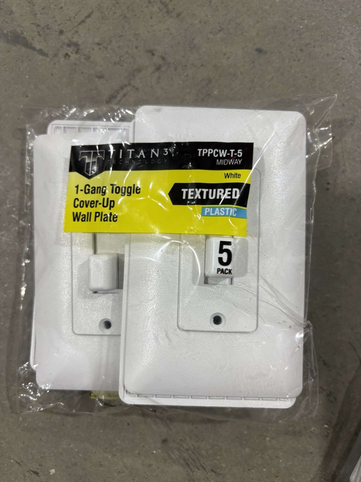 Titan3 Technology TPPCW-T-5 1-Gang Toggle Plastic Wall Plate, White Textur (5PK)