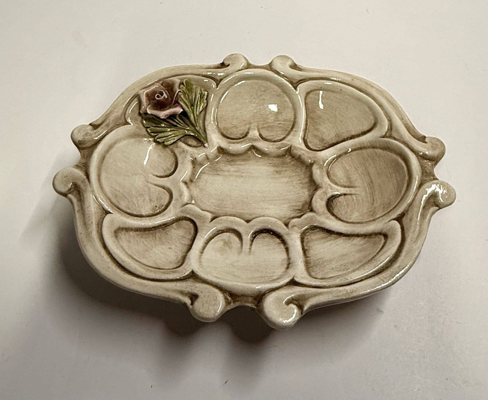 Vtg Italian Pottery Trinket Dish Handmade Hand Painted Floral Italy 6.5 X 8.0”