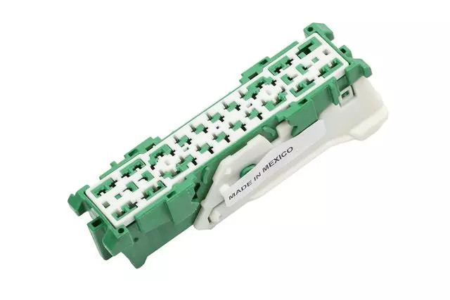 Genuine GM Wiring Harness Connector 13594678