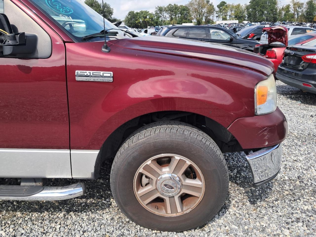 Fuse Box Engine Right Hand Kick Panel Fits 05-06 FORD F150 PICKUP 4802233