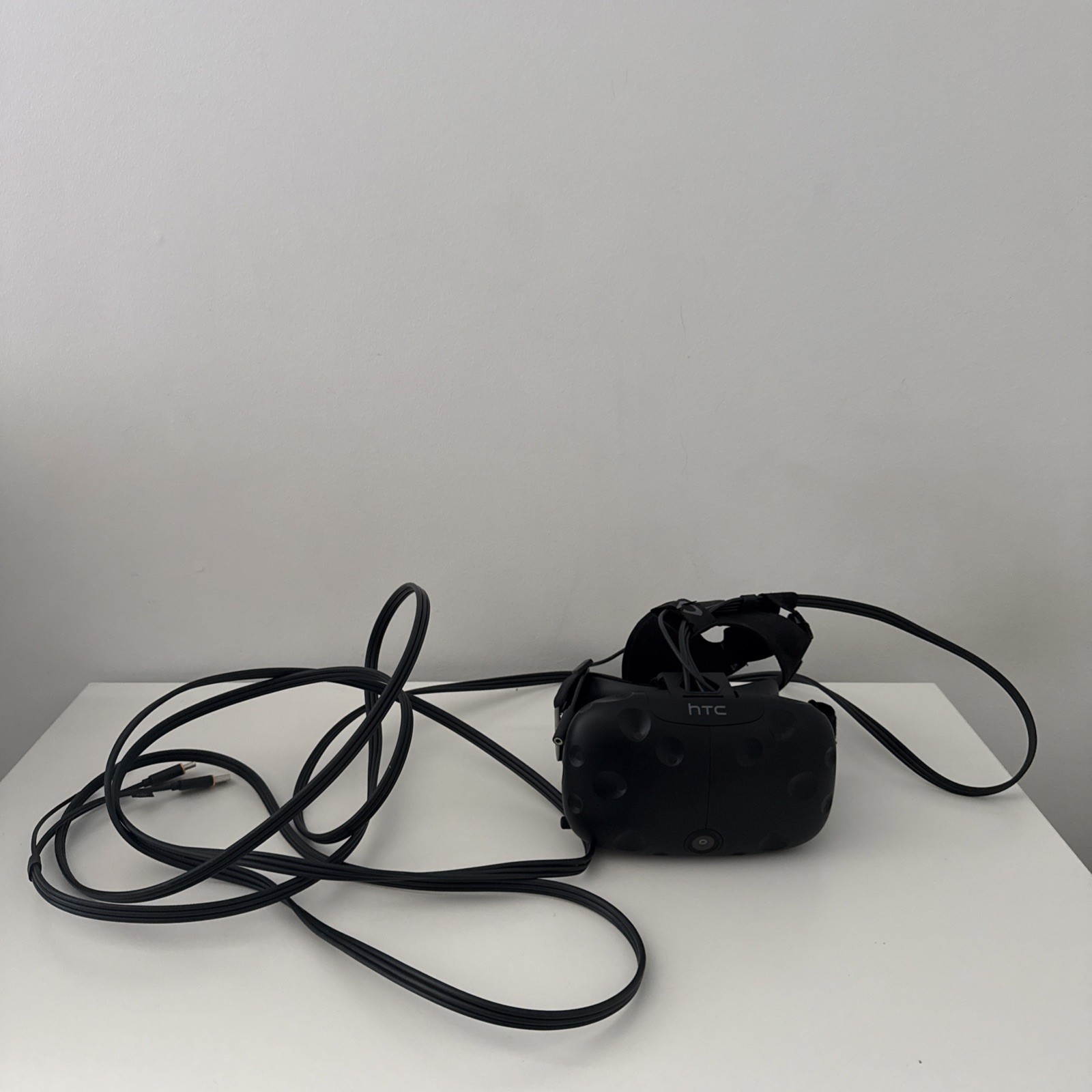Hyc Vive Vr Headset And Cable Only Tested Fully Functional Read Description