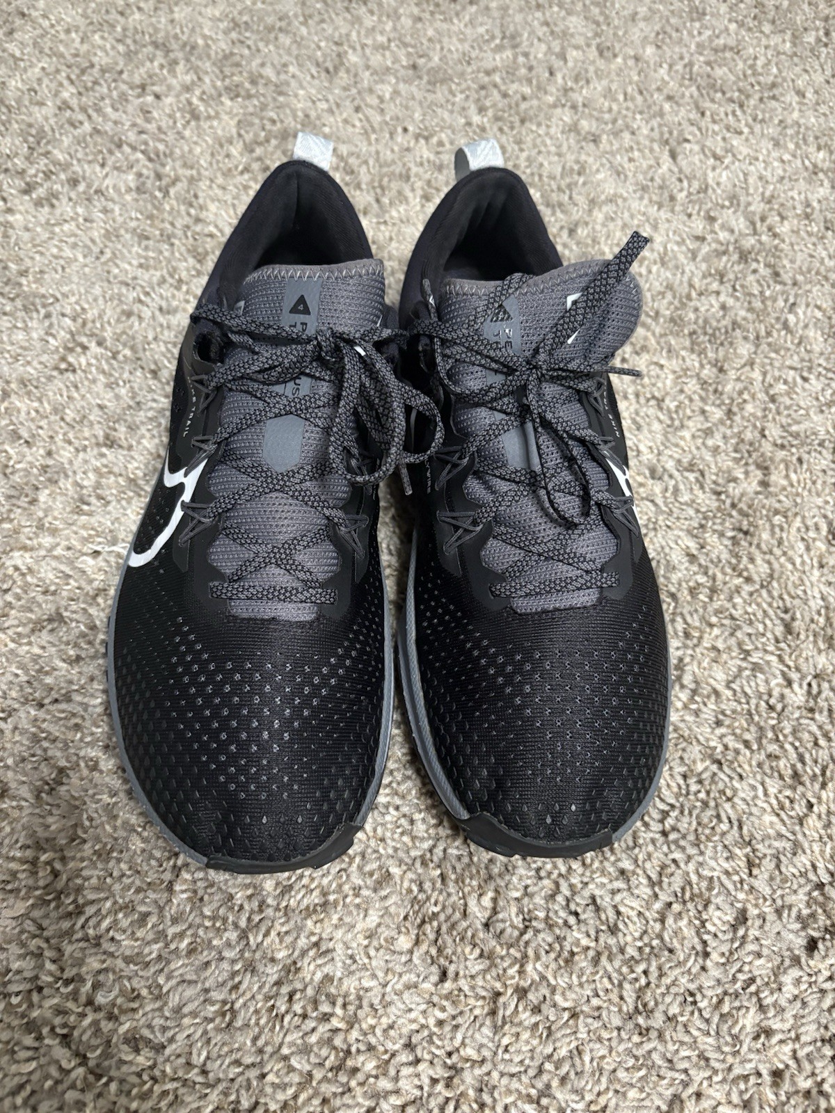 Nike Trail Running Shoes Men’s Size 11 Black White React Flywire