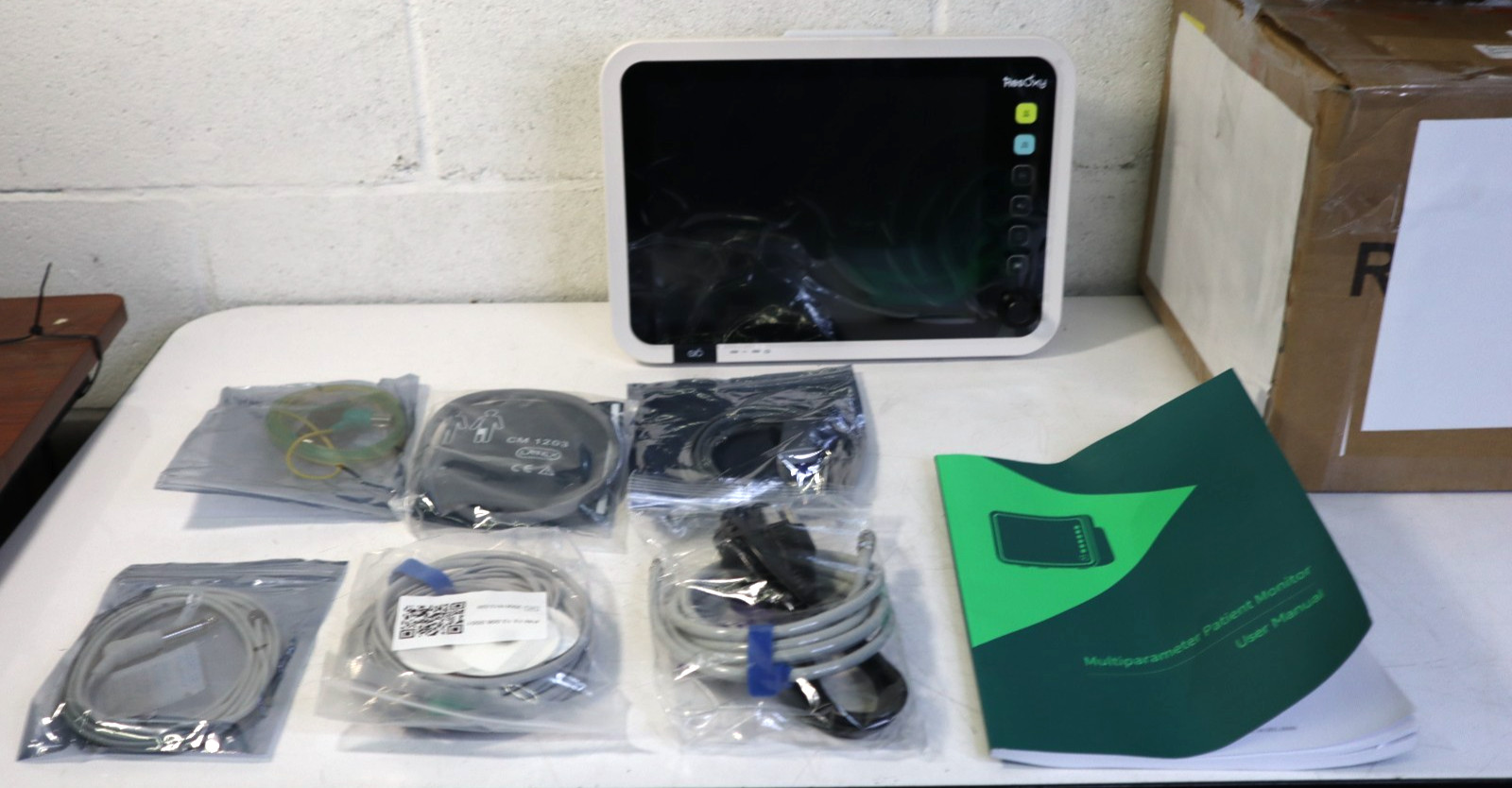 12.1" Multi-Parameter Medical Patient Monitor YK-8000C
