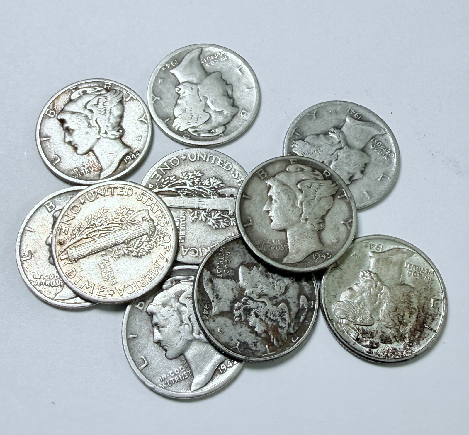 MERCURY SILVER DIMES LOT OF 10, 90% SILVER CIRCULATED COINS FREE SHIPPING #9823