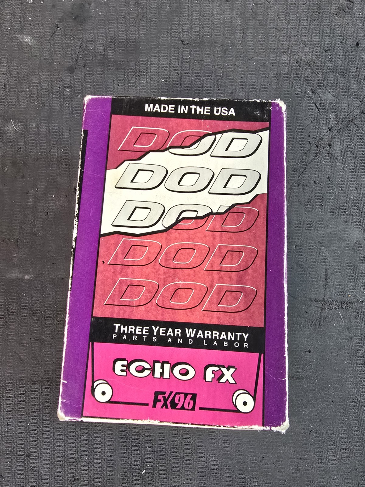 DOD (DigiTech) FX96 Echo FX Guitar Delay Pedal **INCLUDES BOX