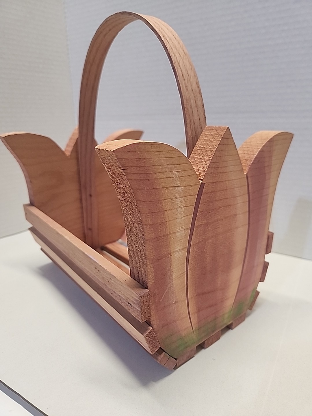 Sawmill Critters Selmer TN Wooden Basket Tulip Flower Easter Basket Spring Decor