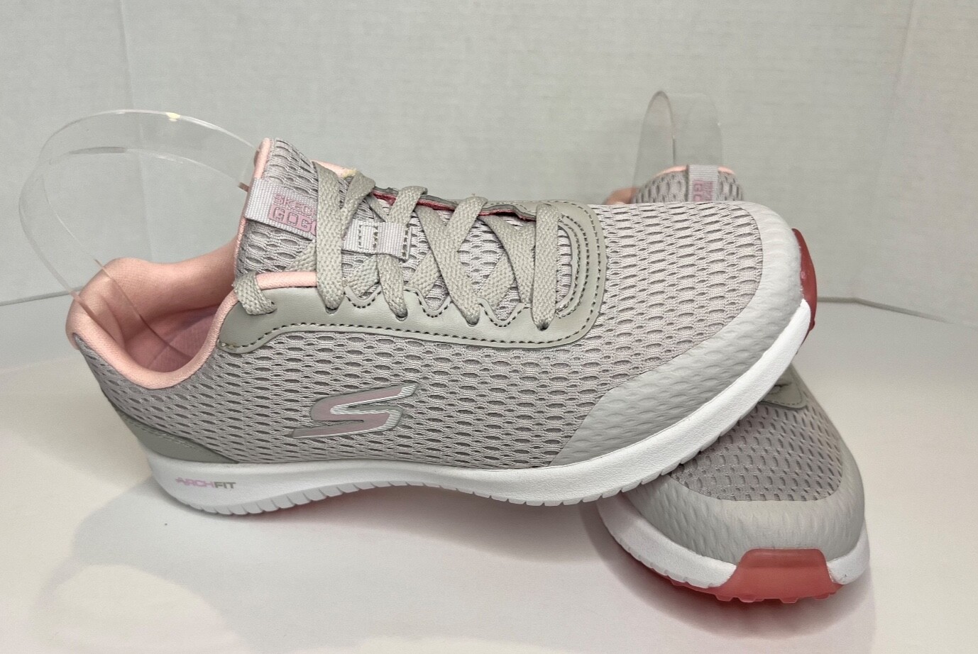 SkechersGo Max Arch Fit Spikeless Golf Shoe Sneaker Sz. 6.5