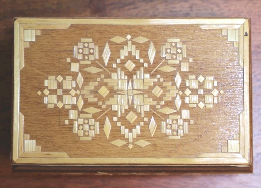 Vintage Wooden Straw Inlay Marquetry Jewelry Trinket Box Lined