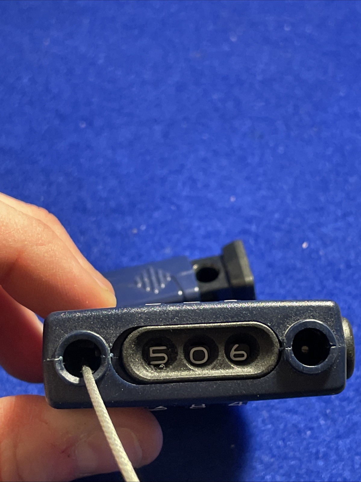 DIGITAL INNOVATIONS RETRACTABLE LAPTOP LOCK MODEL #90108
