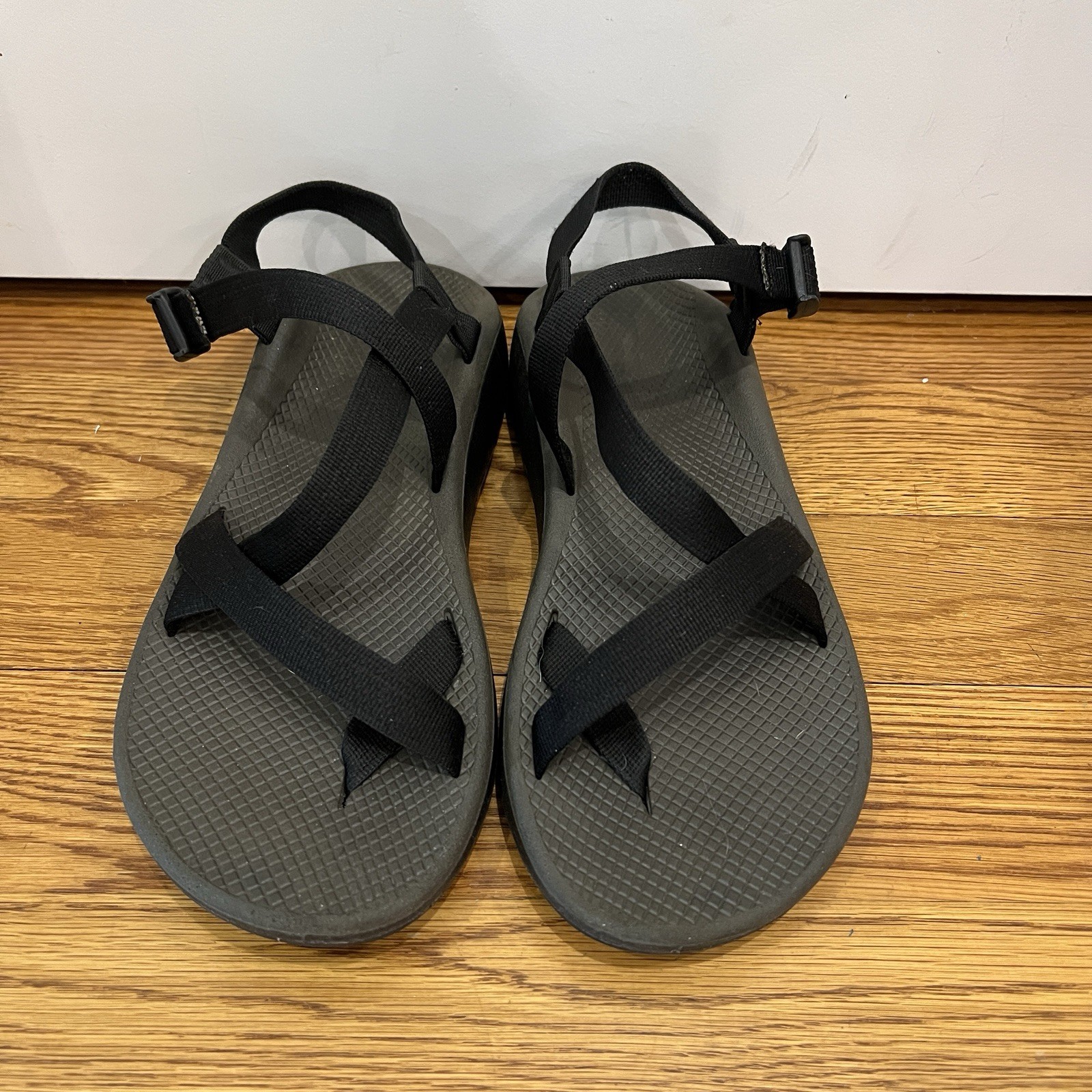Chaco Z2 Sandals Men's 13 Black Strappy Sport Hiking Outdoor Trail Open Toe Loop