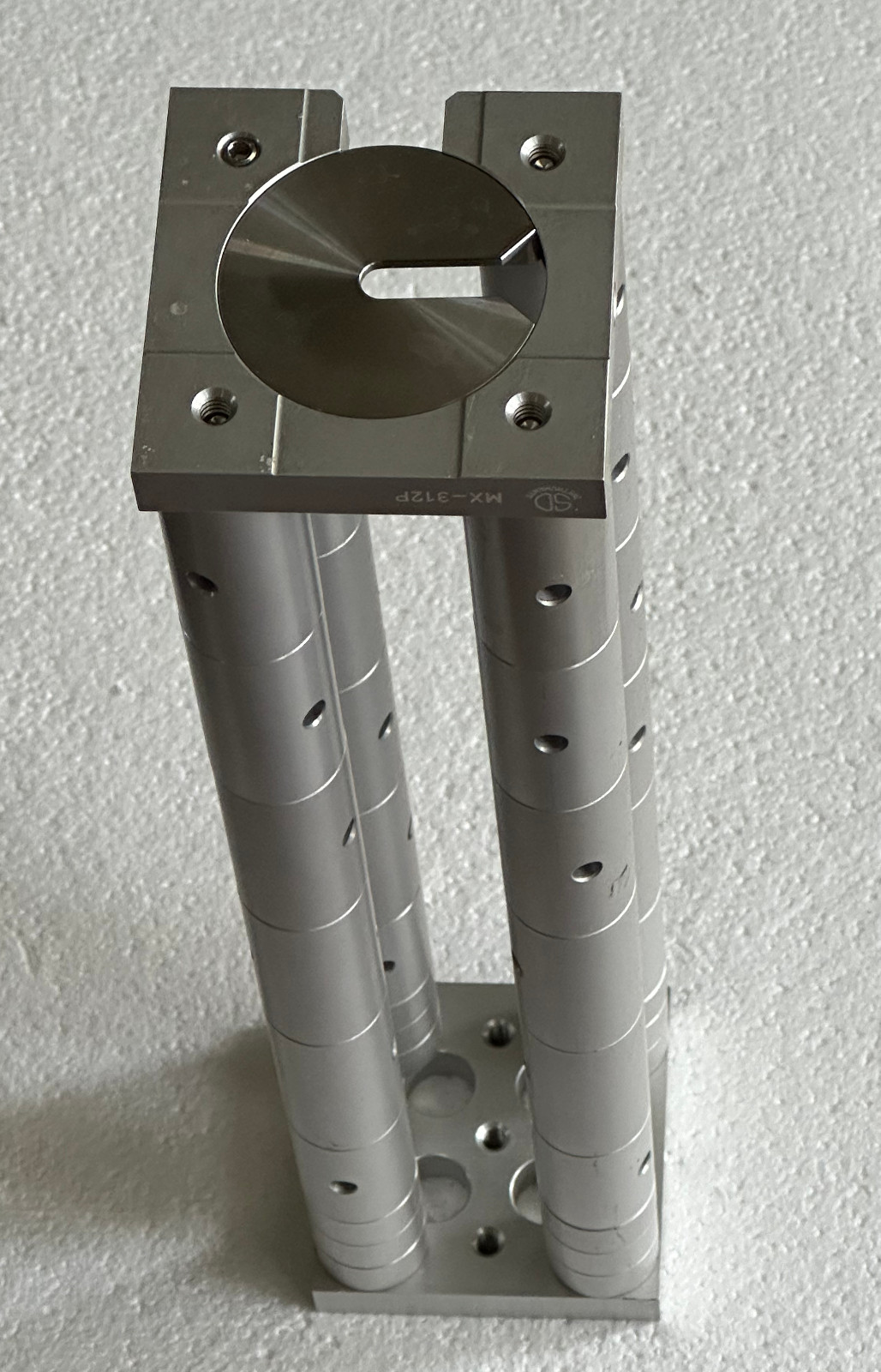 Siskiyou MX312P Vertical 3×3 elevation Platform