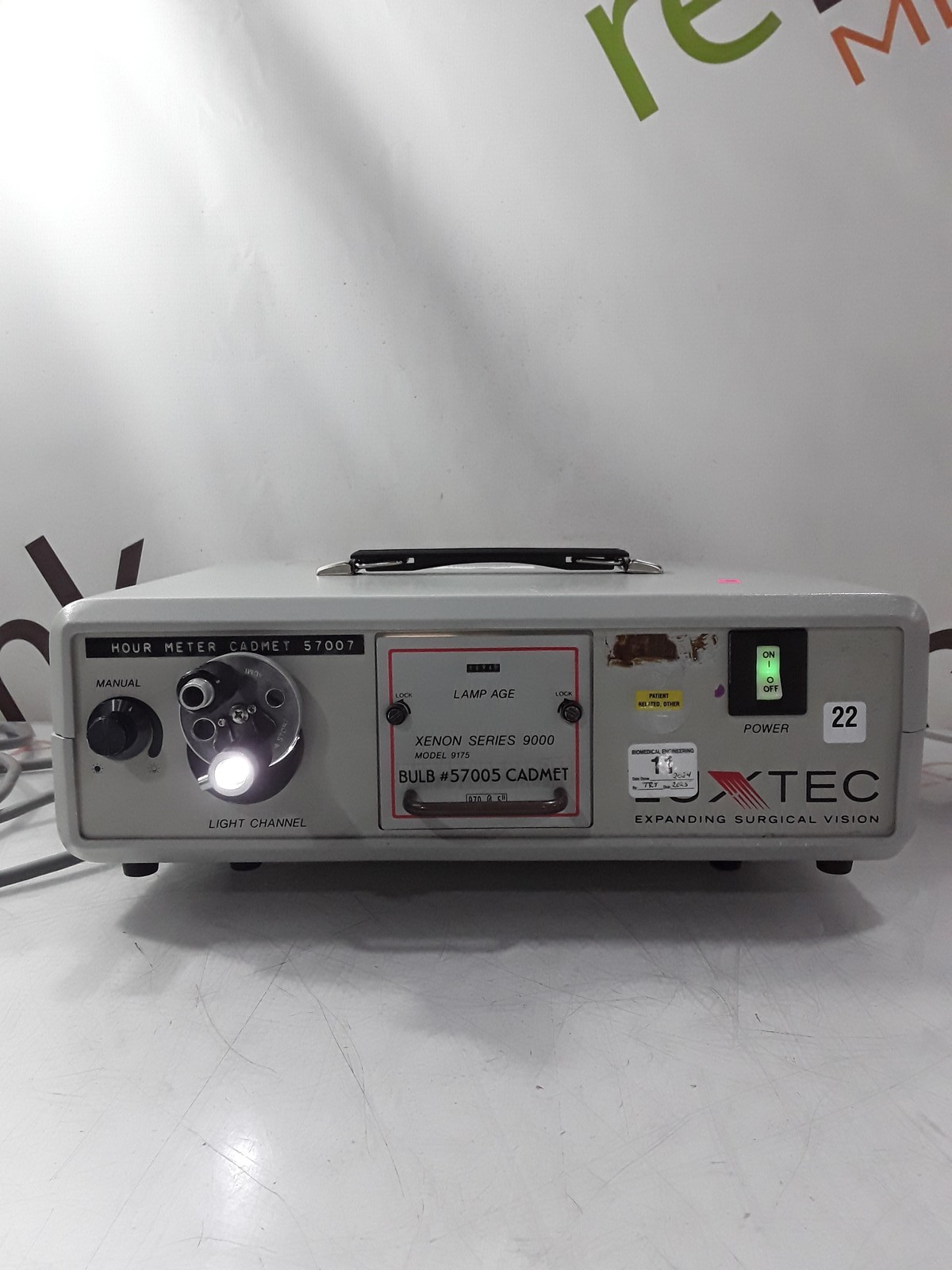 Luxtec 9300 Xenon Series 9000 Light Source