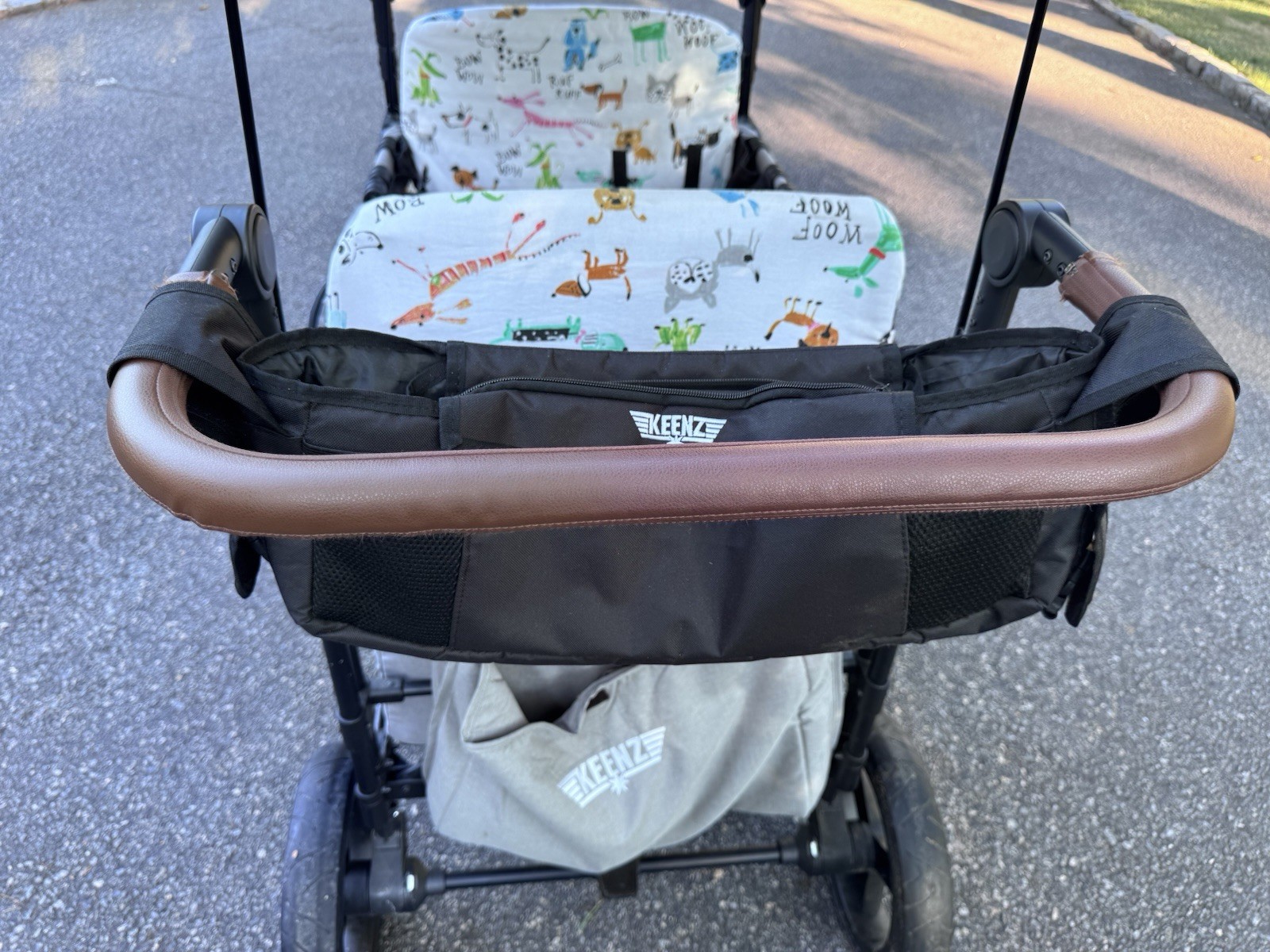 Keenz XC Luxury Comfort Stroller Wagon for 4 Passengers Grey