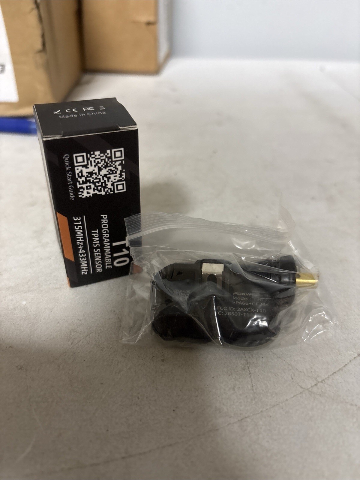 TPMS Universal Tire Pressure Monitoring Rubber Sensor Foxwell T10 (2 Count)