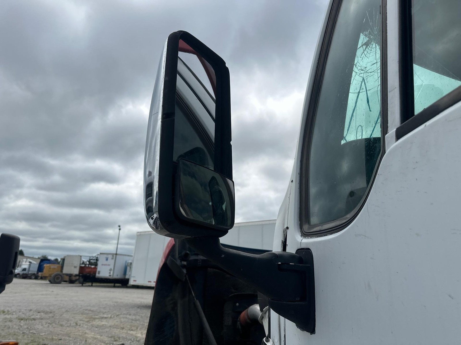 1997-2010 Kenworth T2000 POLY Left/Driver Door Mirror - Used