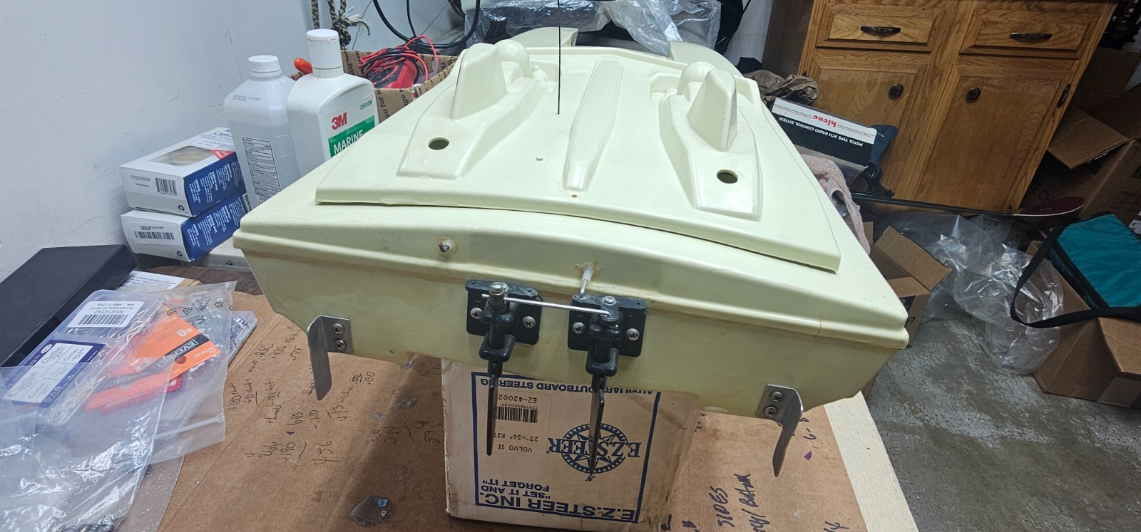Vintage Twin-Motor Electric RC Catamaran Racing Boat – w/ FREE Charger