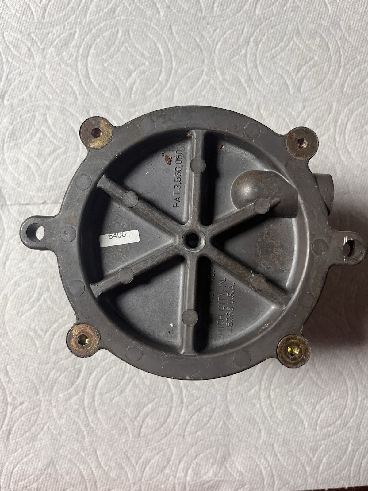 Dwyer 1950 Differential Pressure Switch - Gray
