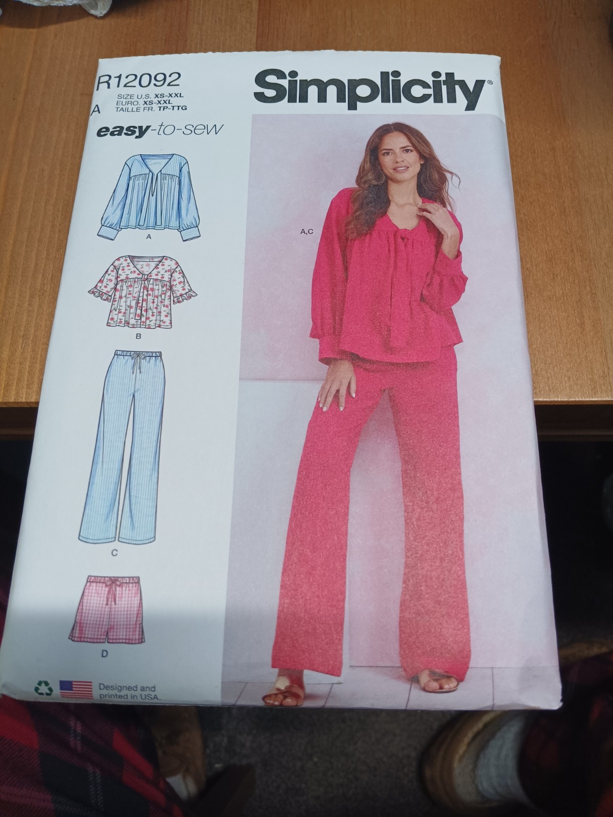 Simplicity R12092 Loungwear Top w Tie Ends, Shorts & Pants Sz XS-XXL UNCUT S9928