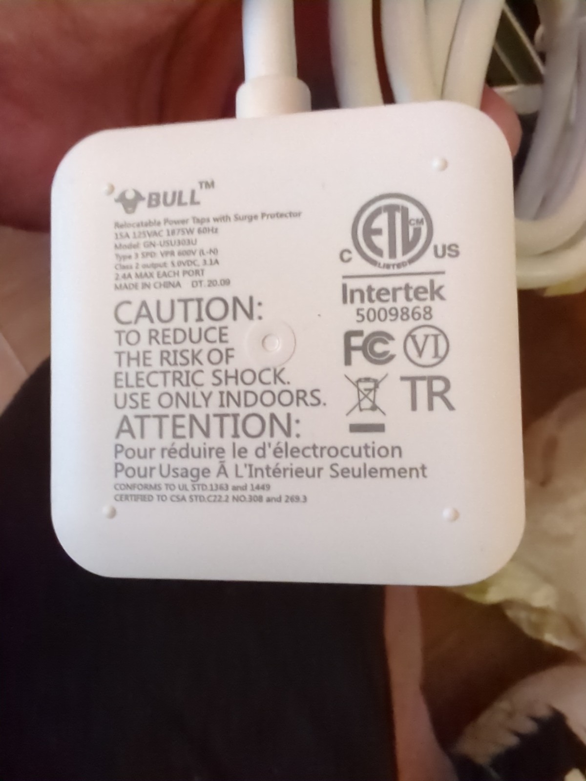 New Bull Magic Cube Surge Protector Model GN-USU303U 5FT Cord