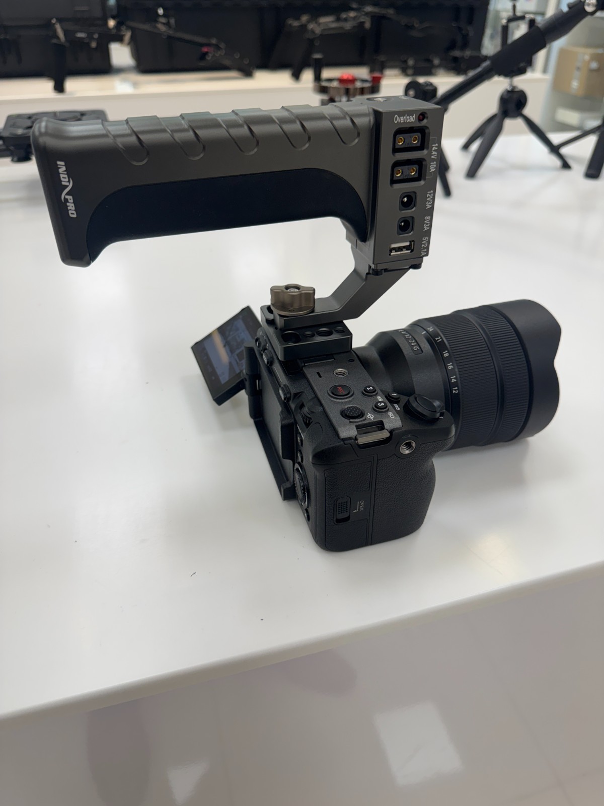 INDI PRO UNIVERSAL POWER GRIP