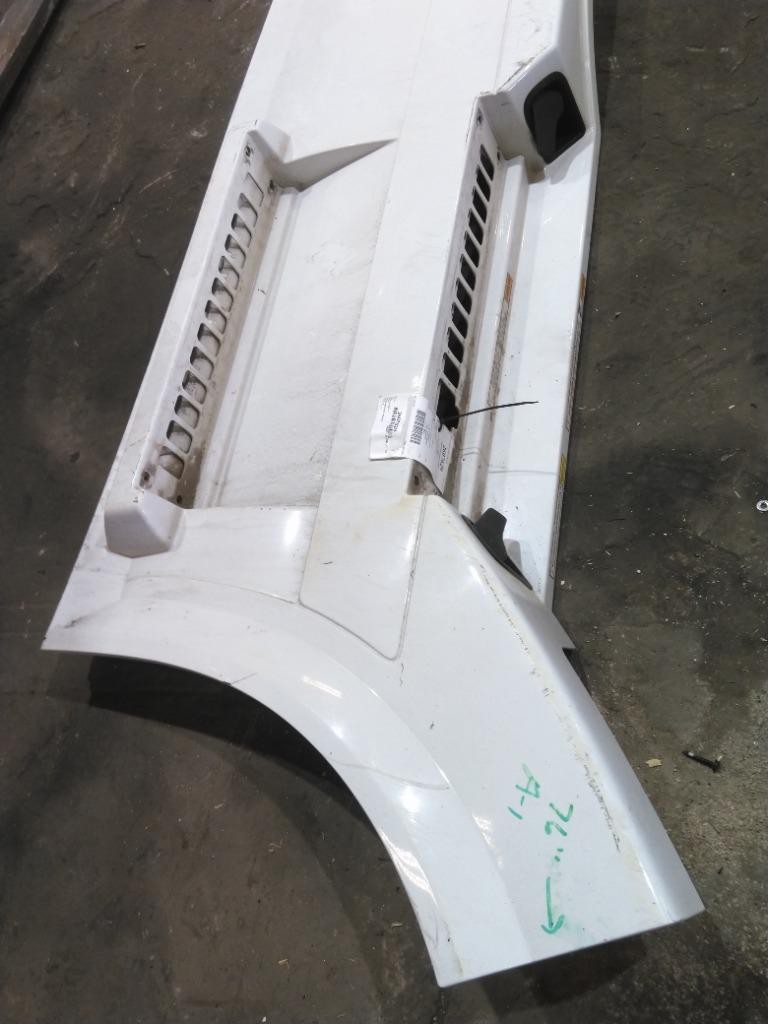 For 2016 VOLVO VNL SIDE FAIRING Right , OH
