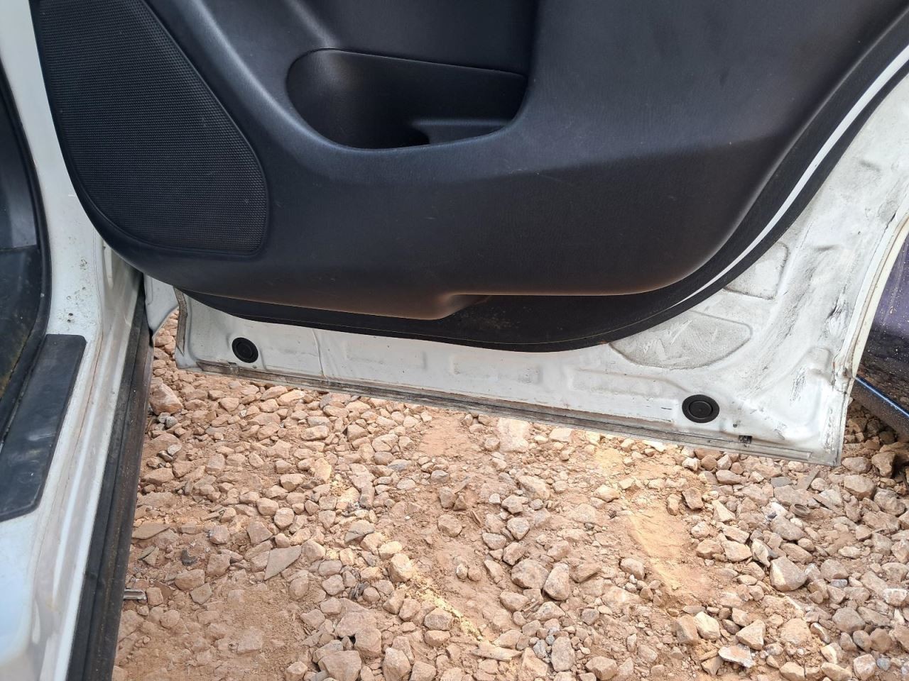 PATHFINDR 2017 Glove Box 4718184