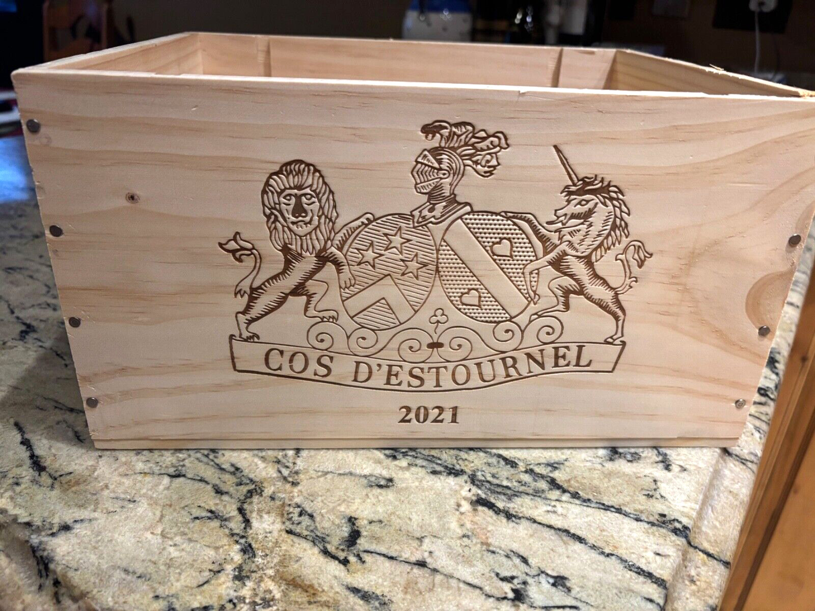 CH. COS D' ESTOURNEL FRENCH WOOD WINE 13" X 11" X  7.5" NO DIVIDERS 6 PK BOX
