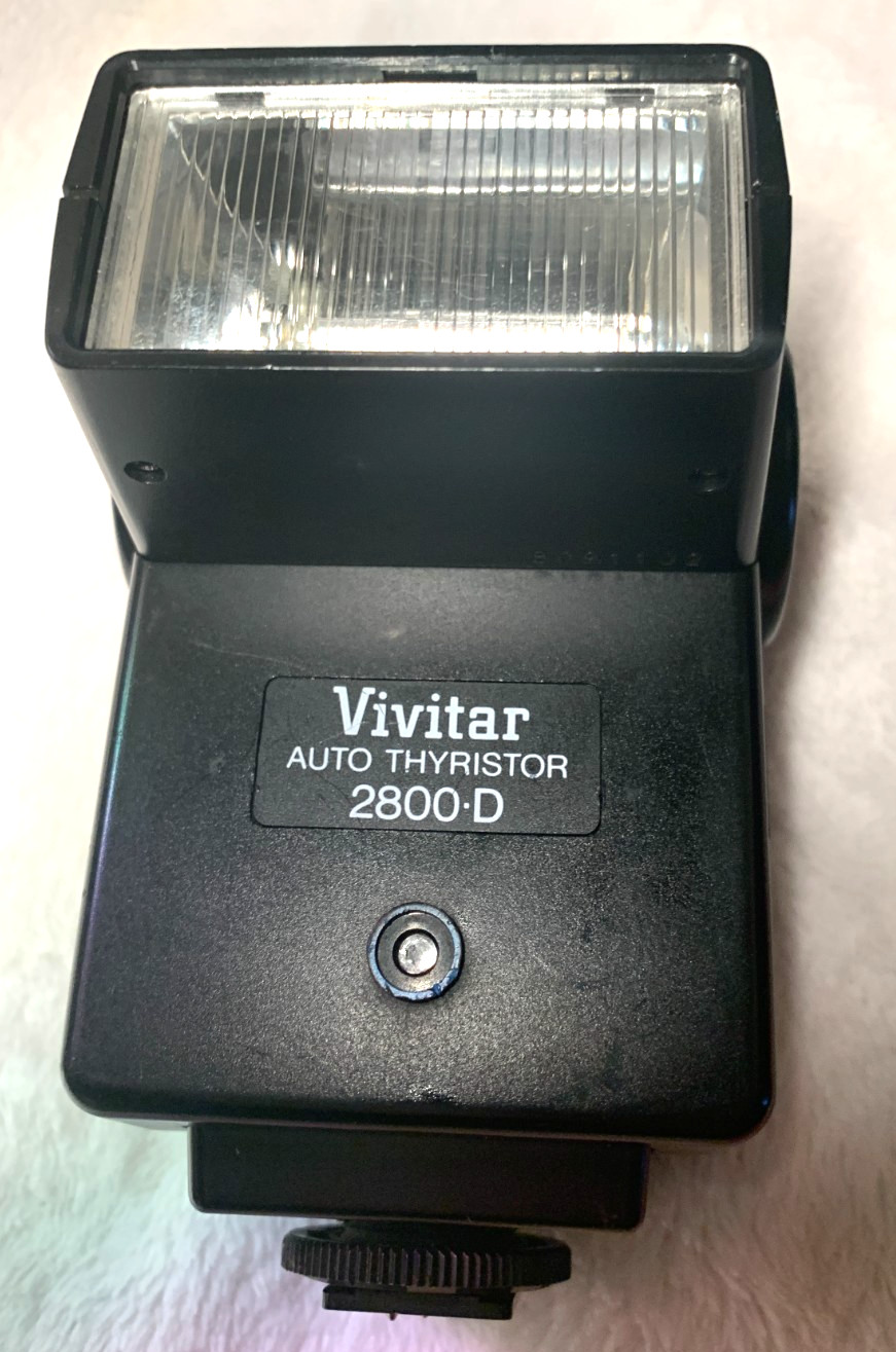 Vivitar Auto Thyristor 2800-D Camera Flash TESTED! Good condition!