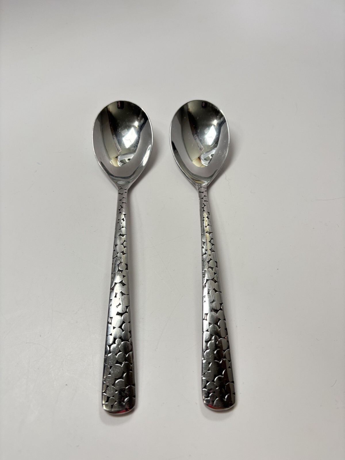 Oneida stainless Lola 2 Place Soup Spoon textured dots black accent 8.25" Set