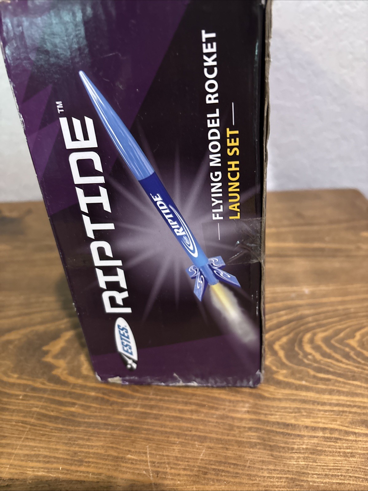 Estes Riptide Model Rocket Launch Set Incl. Launch Pad & Control New Sealed NIB