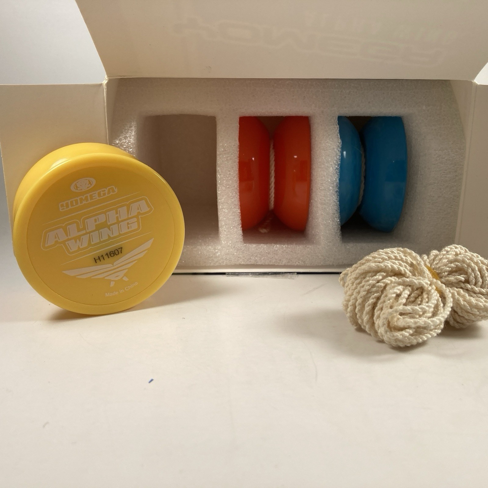 Yomega Alpha Wing Level 1 3pack Wing Shape Fixed Axle Yellow Orang Blue New Yoyo