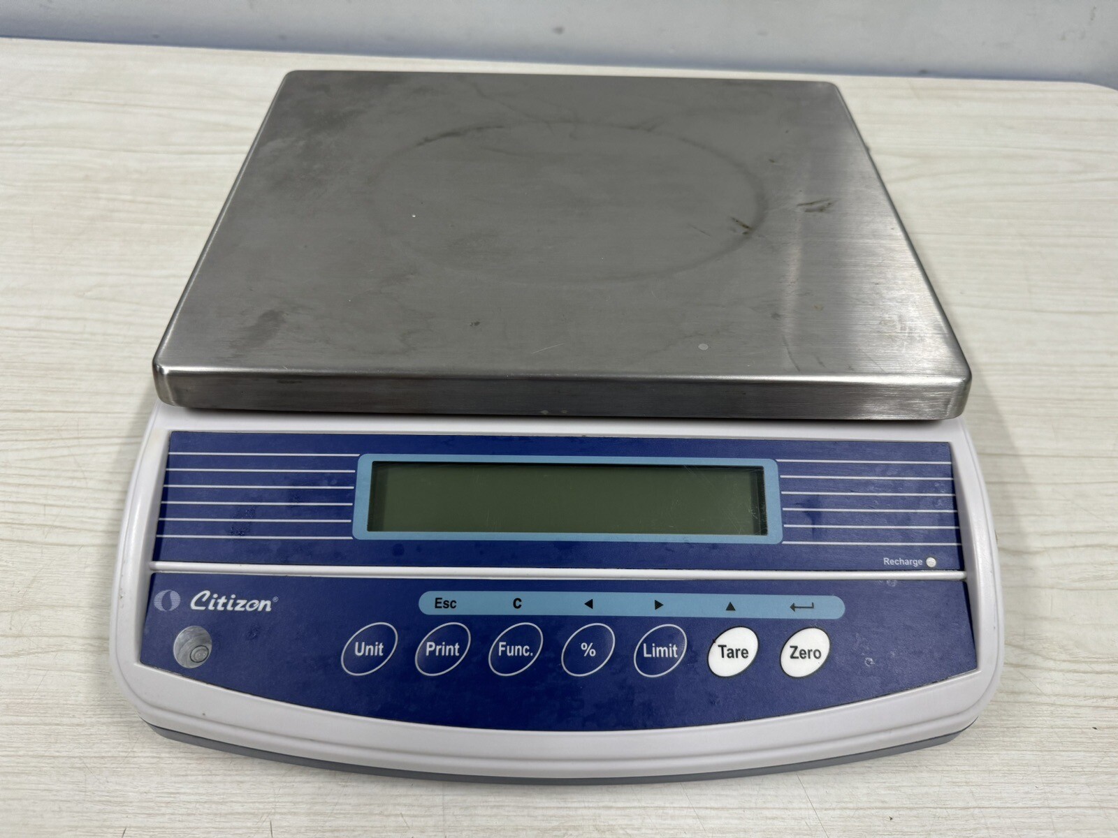 Citizen CTG-6H Compact Bench Scale With 6 Kilogram Capacity